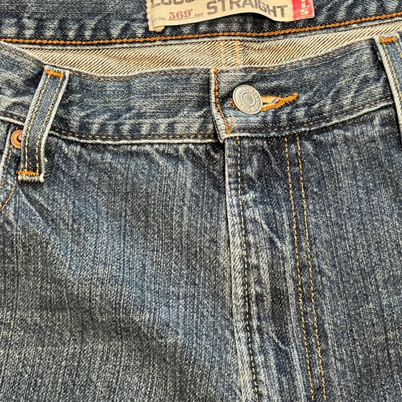 Men’s 569 Levi’s jeans size 38X34 - Picture 3 of 3